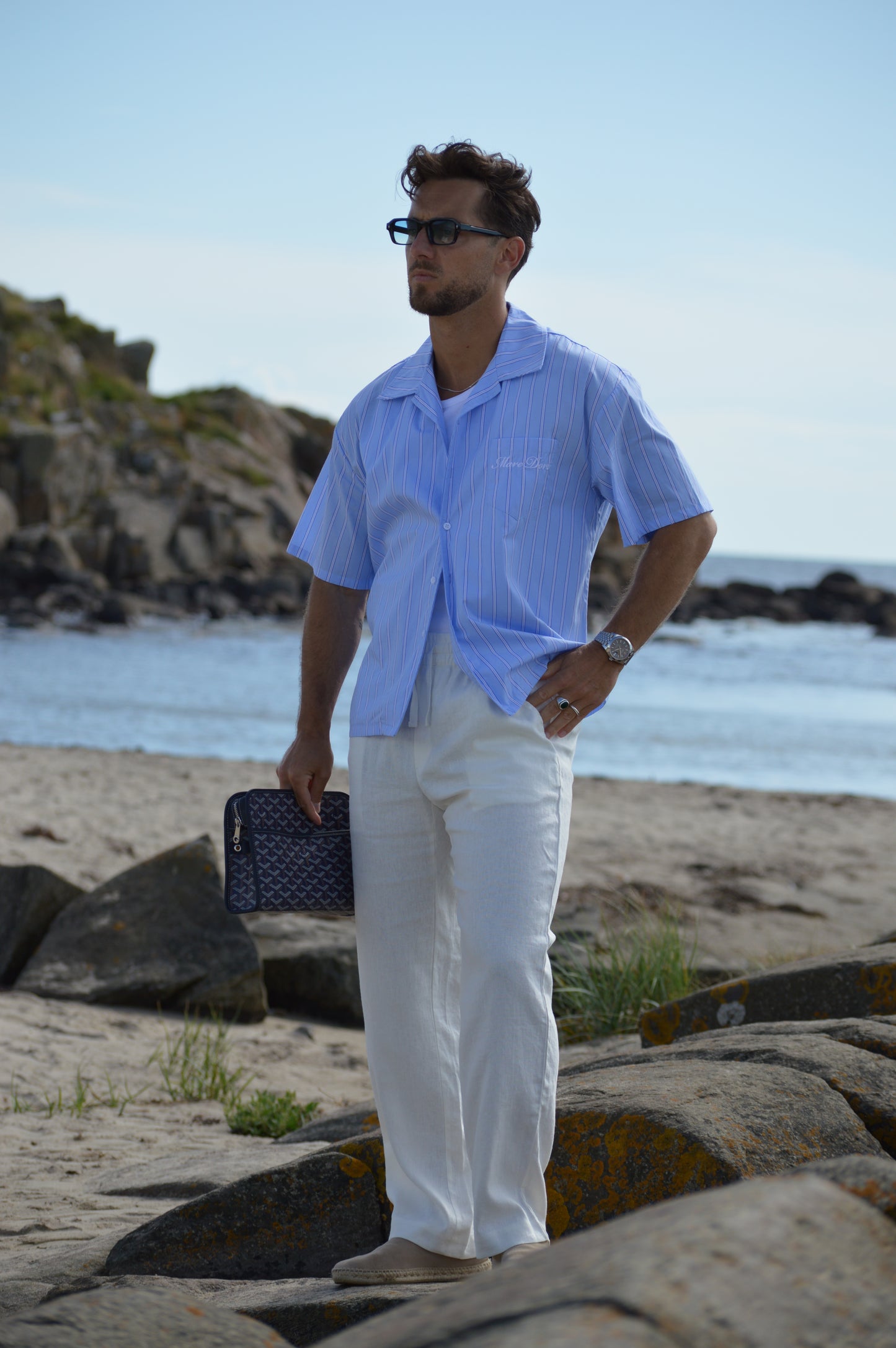 SIGNATURE SHORT SLEEVE SHIRT IN BLUE