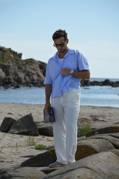 SIGNATURE SHORT SLEEVE SHIRT IN BLUE
