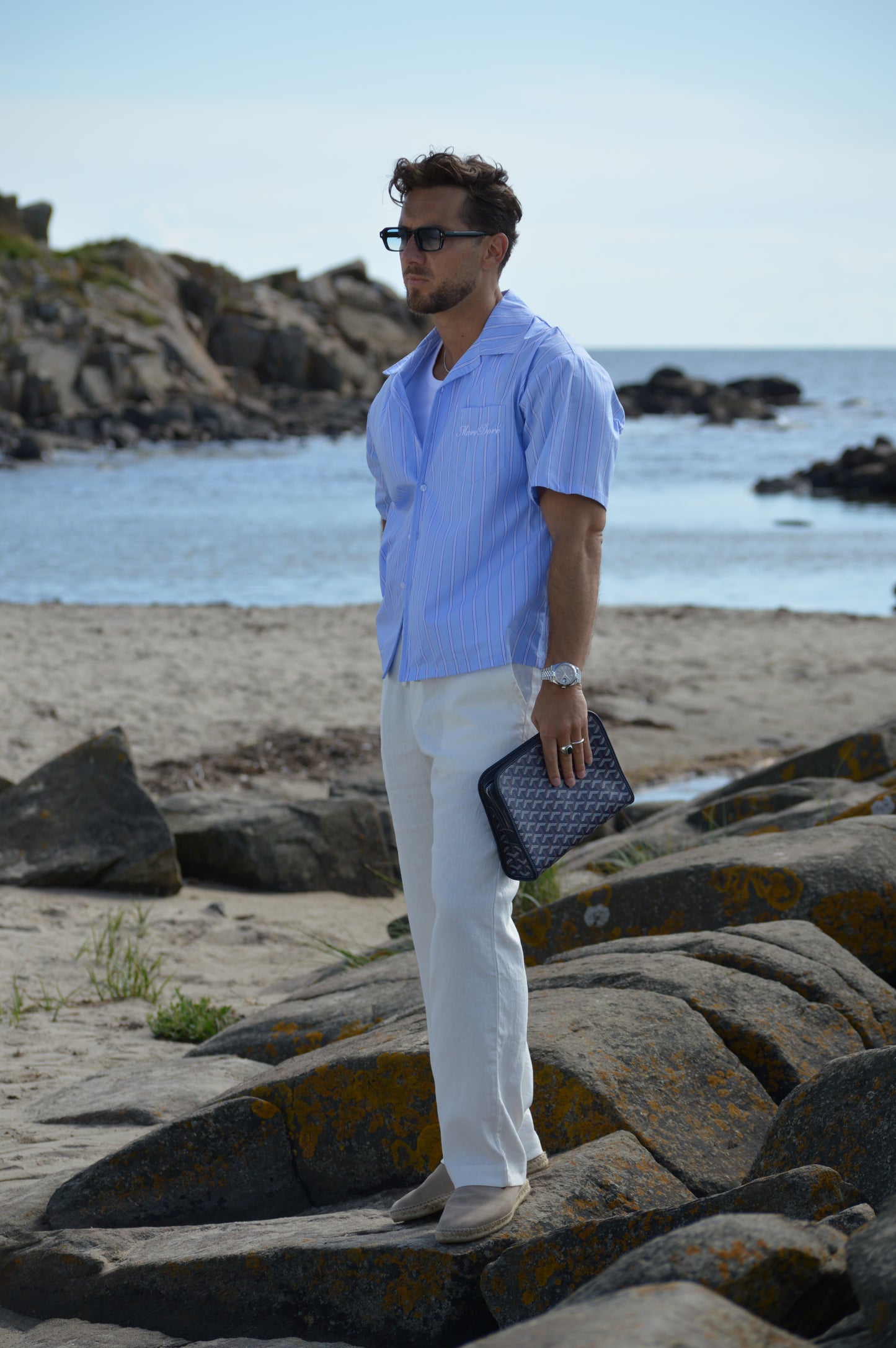 SIGNATURE SHORT SLEEVE SHIRT IN BLUE